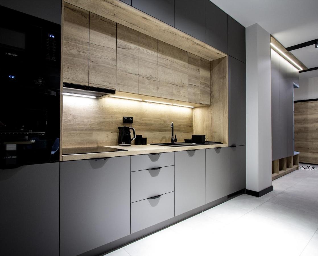 Prestige-28 Lägenhet Zator Exteriör bild